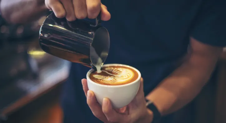 Sessiz Bir Başarı Hikayesi: Sanatla Yükselen Bakırköy Sanat Cafe