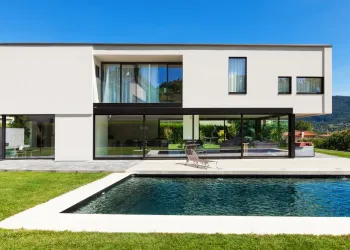 Mekanları Dönüştüren Güç: Efor Cam’ın Başarı Hikayesi