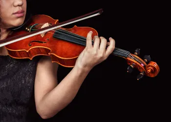 Keman Eğitiminde Başarının Adı: Keman Akademi