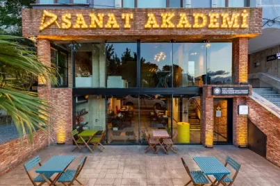 Drama Akademi ile Sahne Sektöründe Başarının Öyküleri