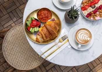Ev Yapımı Lezzetlerden Kaliteli Kahveye: Blanc Cafe Büyükada’nın Başarı Yolculuğu